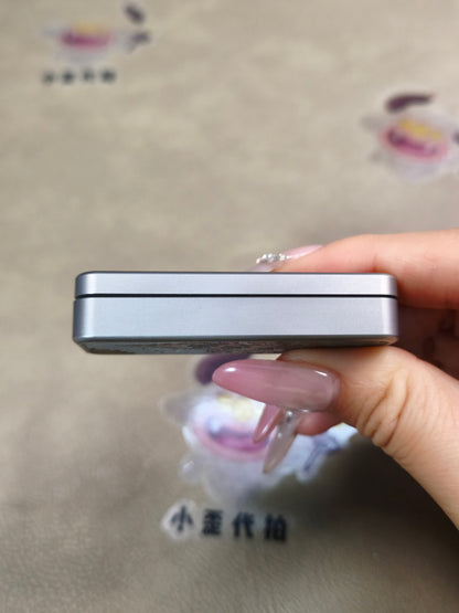 Chewing Gum 2.0 Titanium Engraved