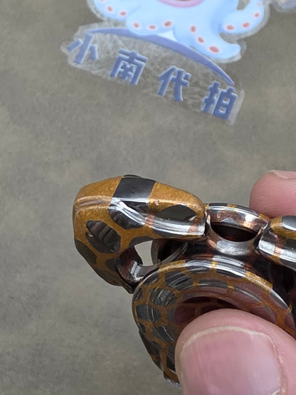 Toothless Mini Pearl White Superconductor Brushed