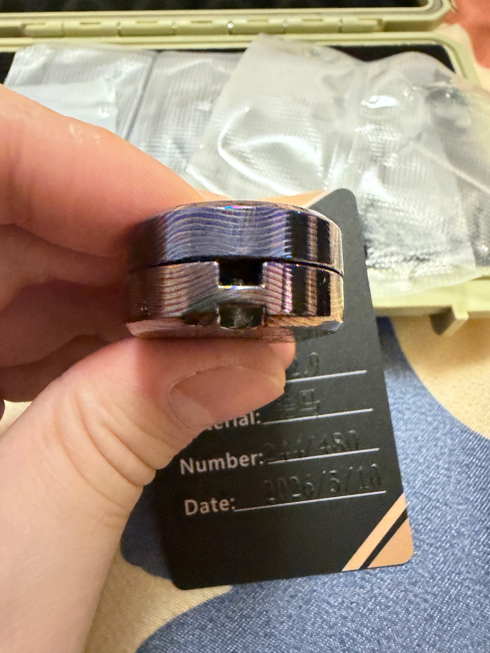 F2.9 Zirconium Zircuti