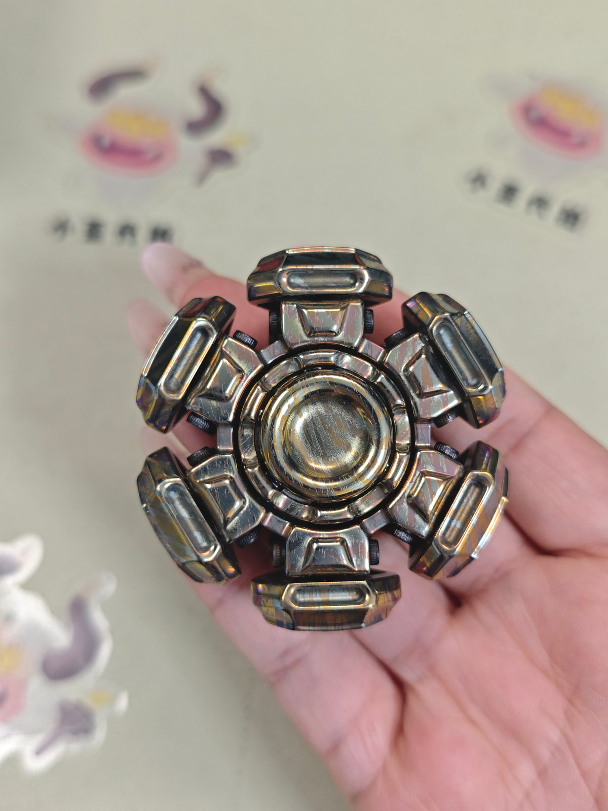 Ancient Iron Shell Opening Zirconium