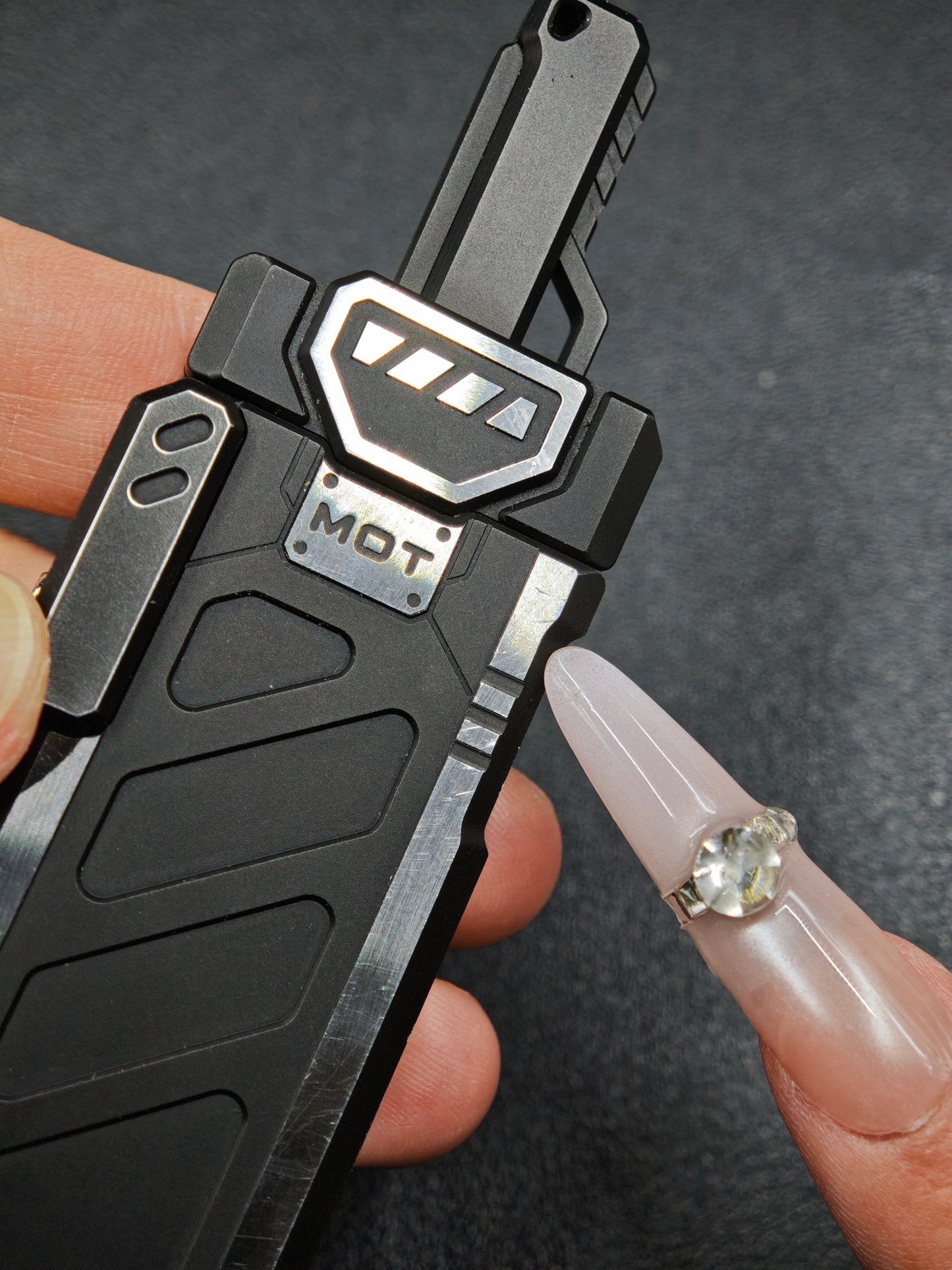 Sky Breaker Stainless Steel