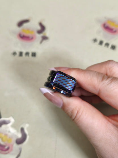 Floating Shadow Zircuti