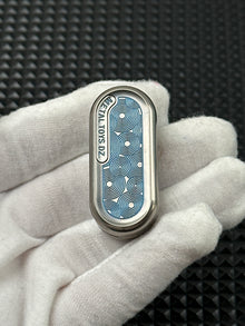 Top B Titanium