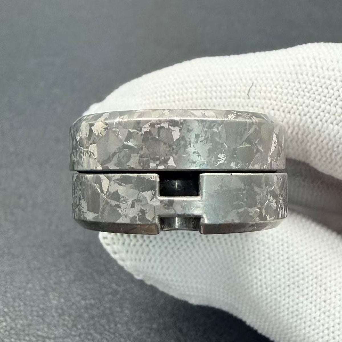 F2.8 Crystallized Titanium