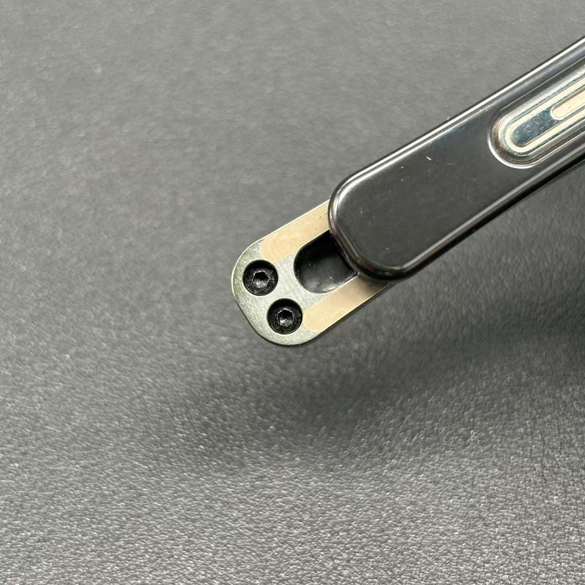 Snake Zirconium