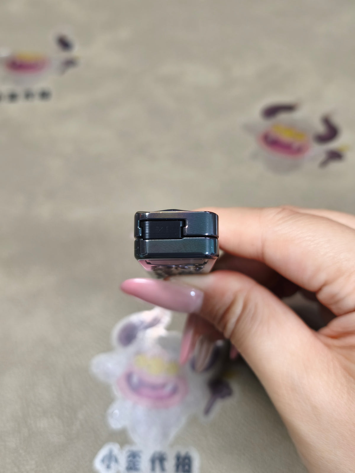 Tita Zirconium Oil Slick
