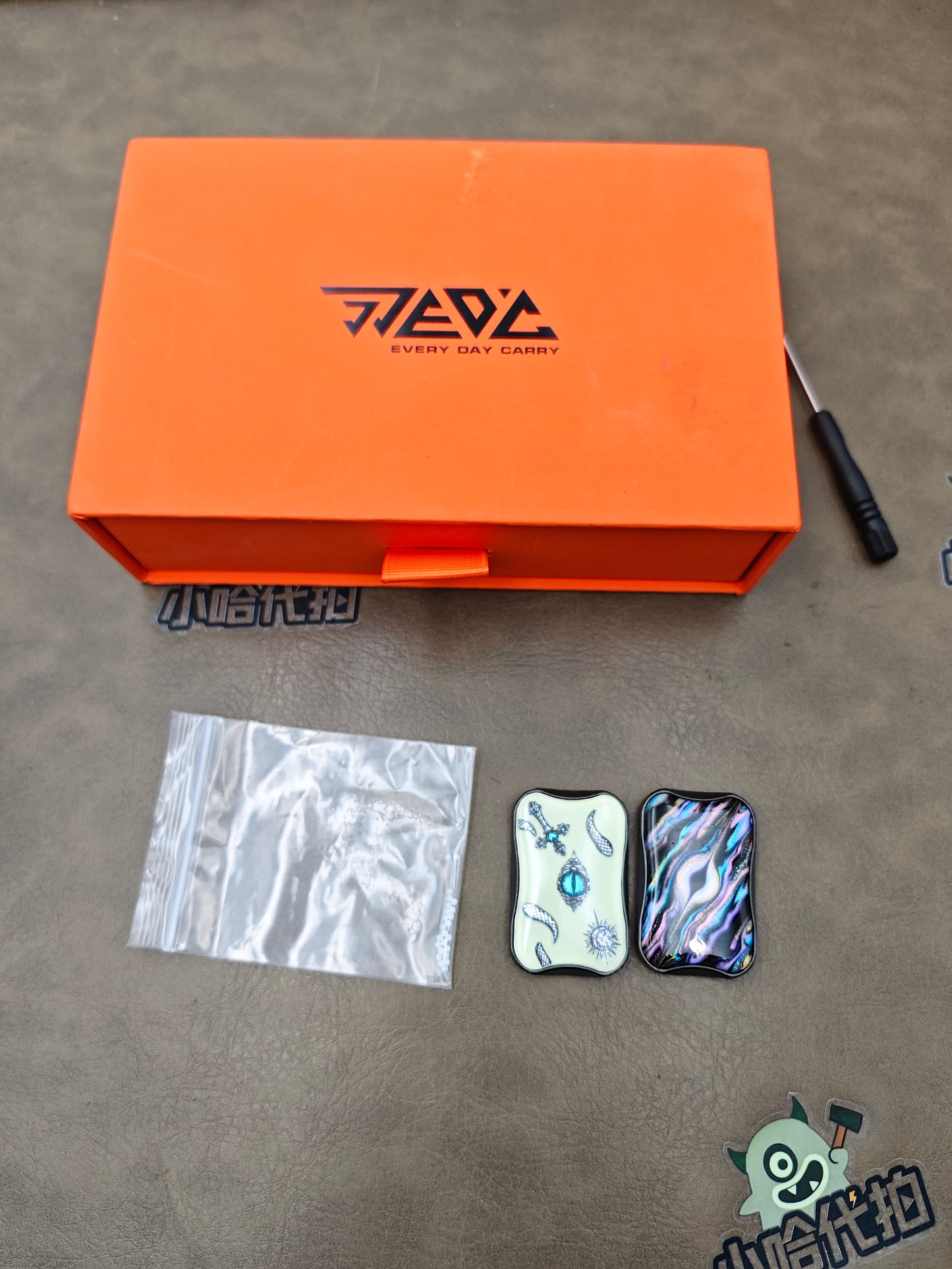 Aura Sand Zirconium