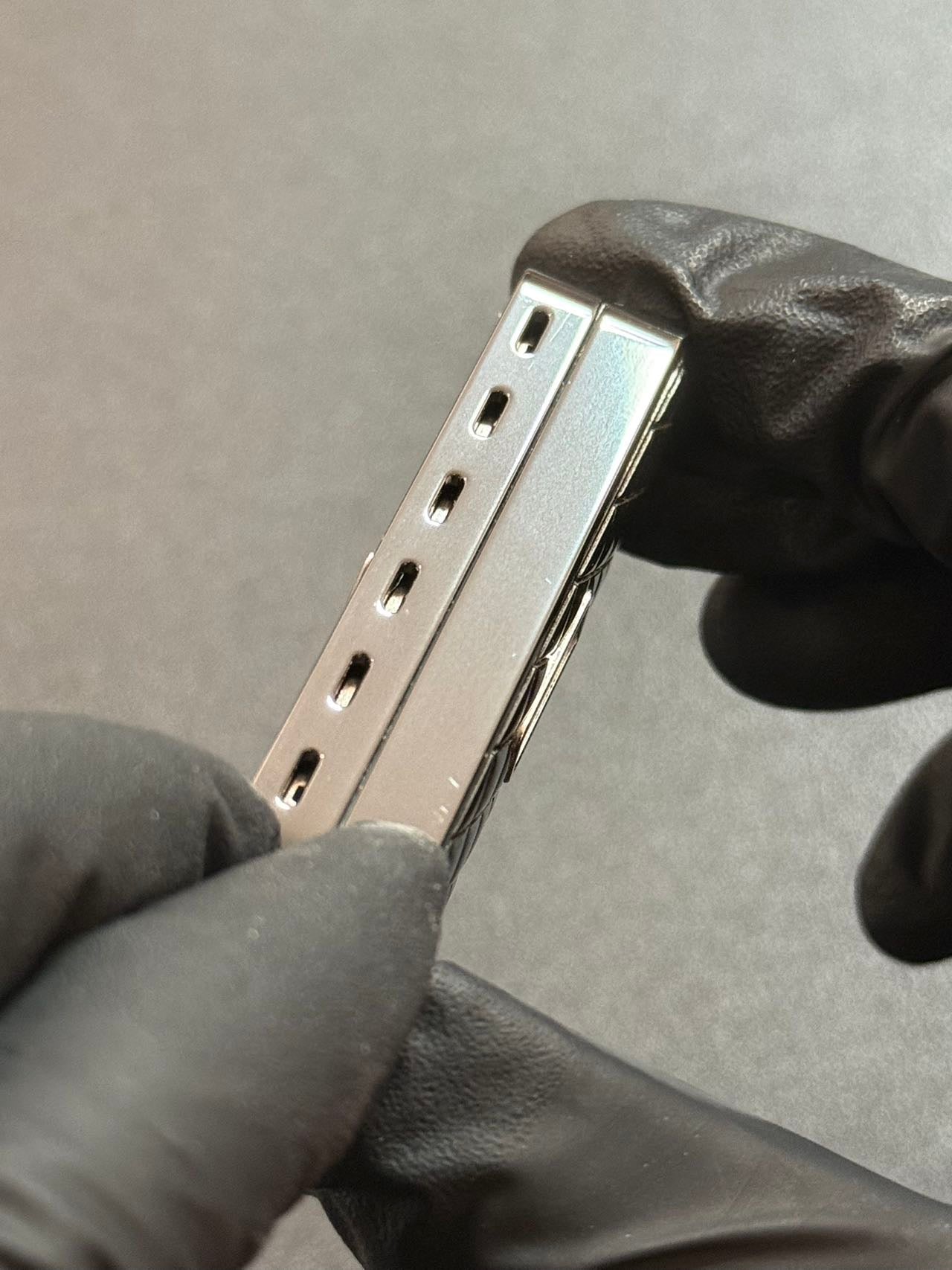 Feng Ling Zirconium
