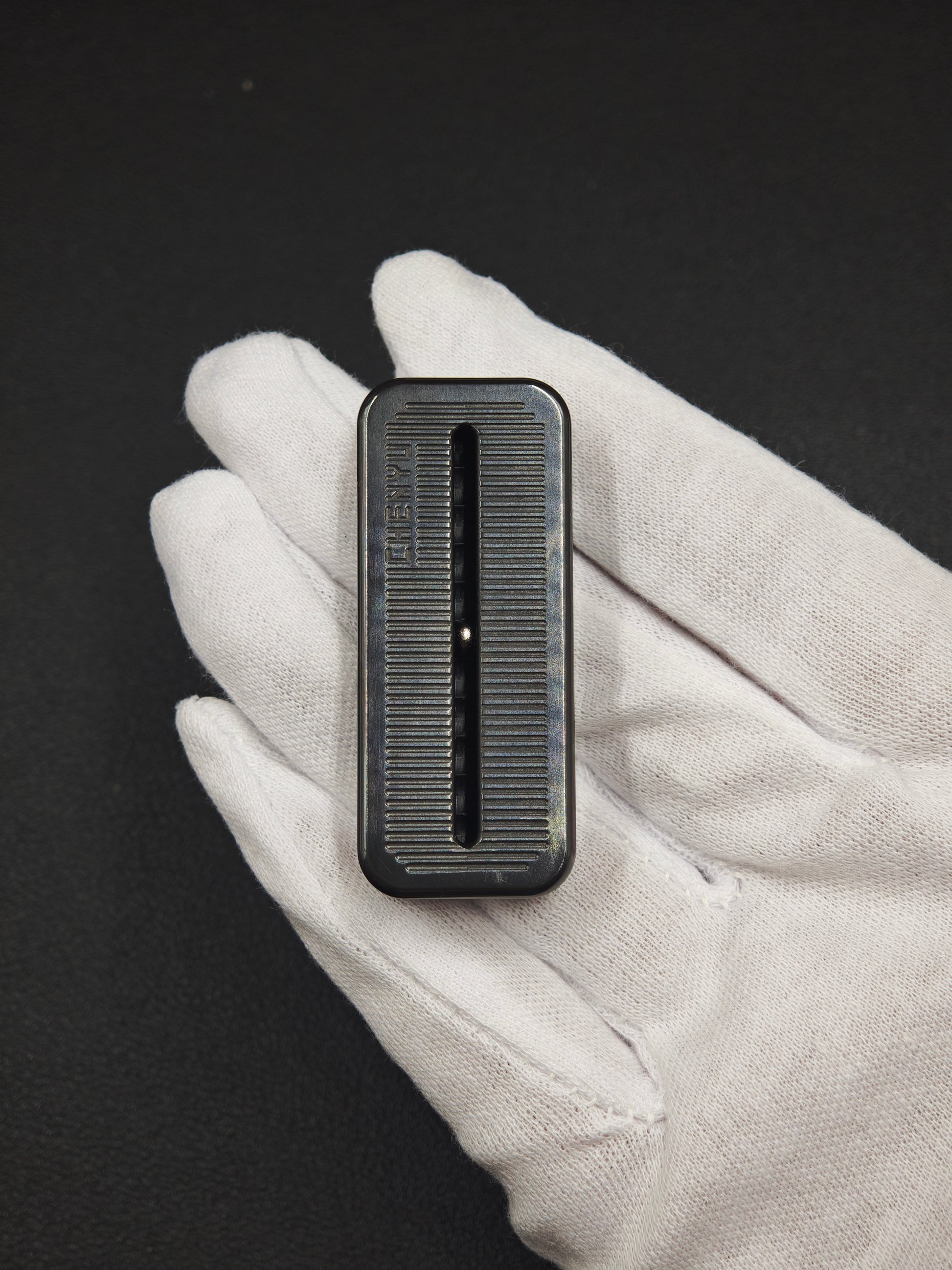 SYNTONY Zirconium