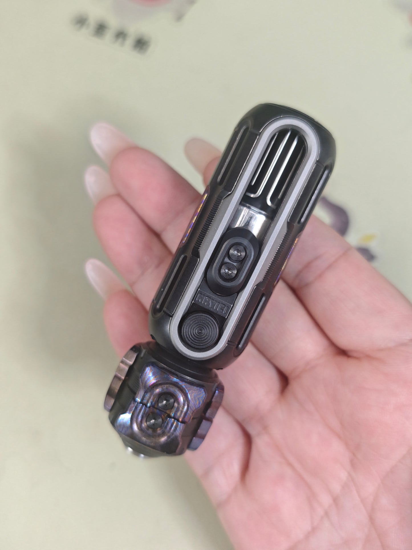SHAKE Mokuti Titanium