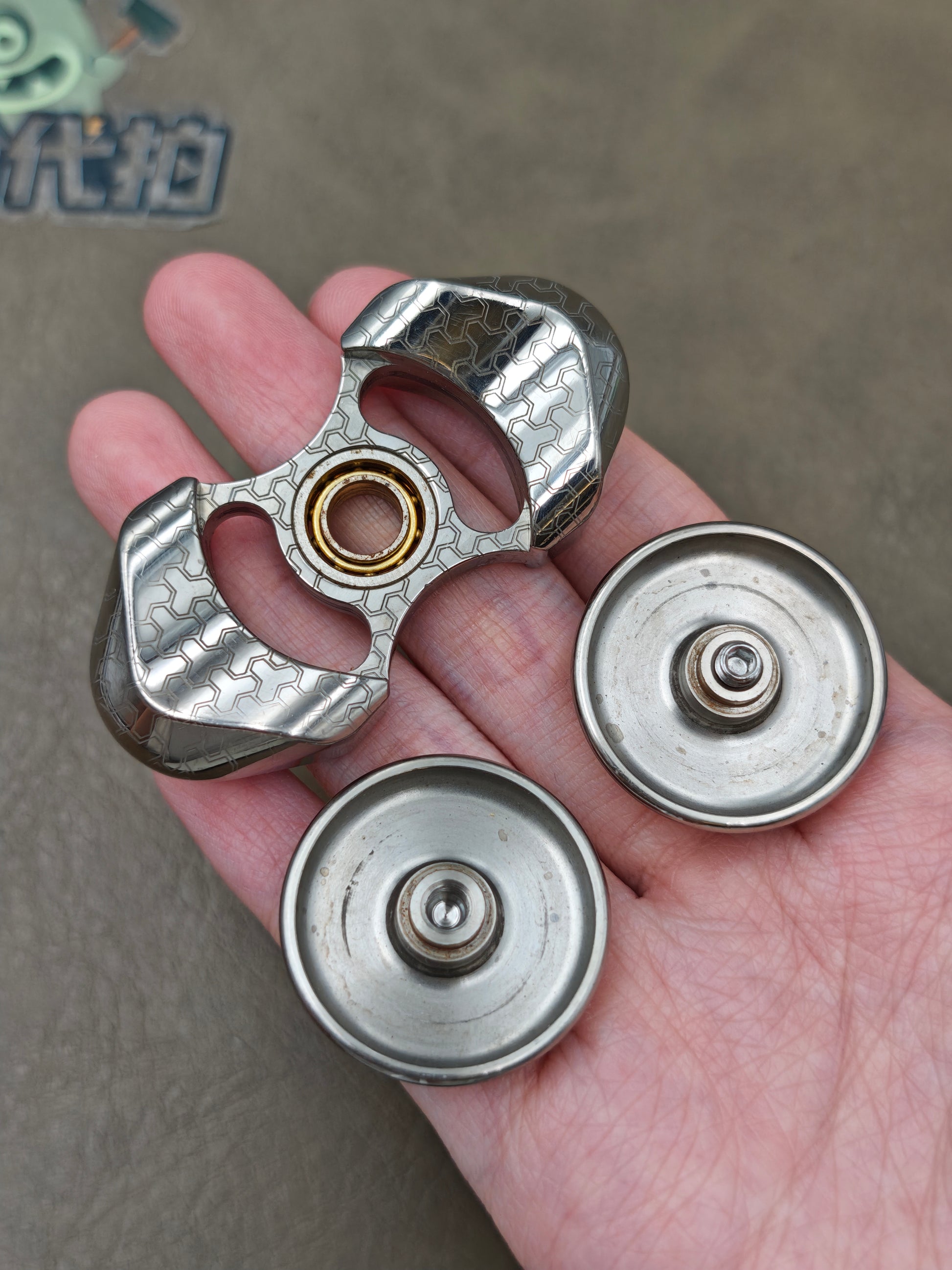 Feather Titanium