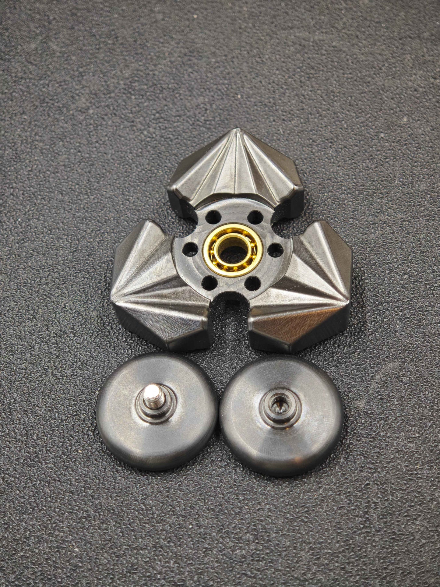 Tri-Leaf Crossbone Zirconium