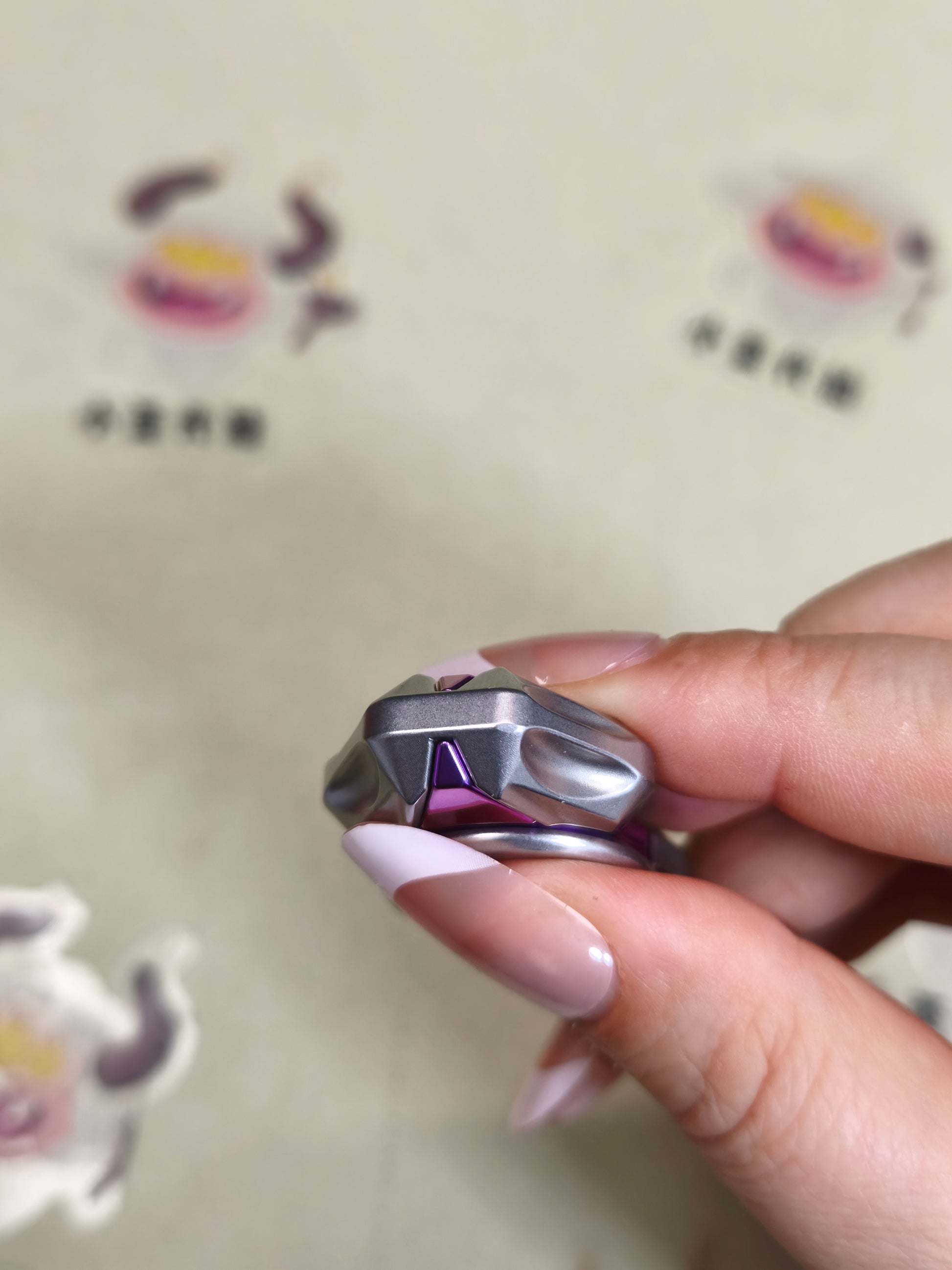 Spin Titanium Anodized