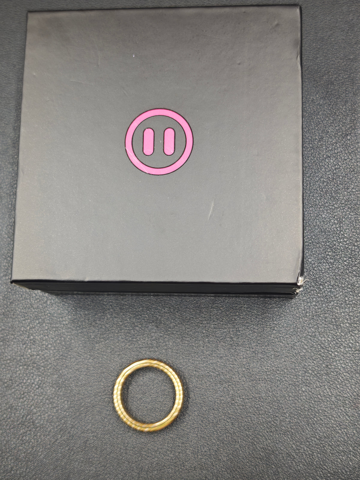 Paris Stud Mokume