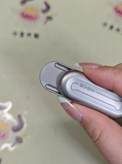 Floating Cloud Titanium