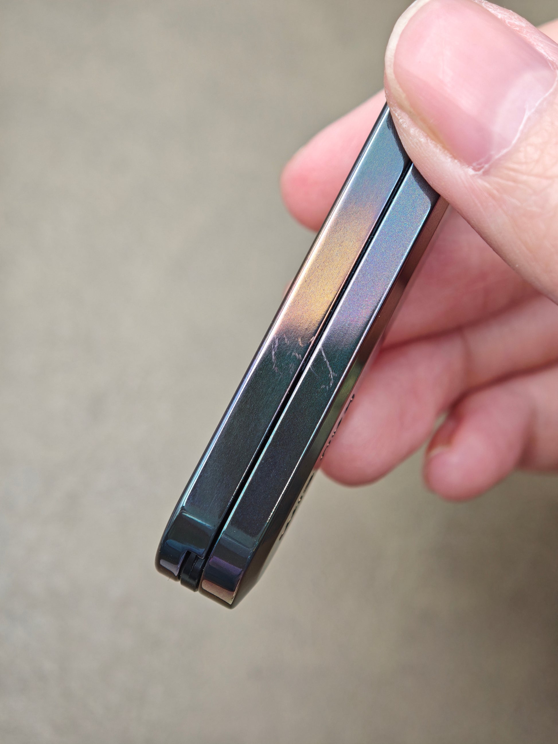 Spice Pin Zirconium Oil Slick