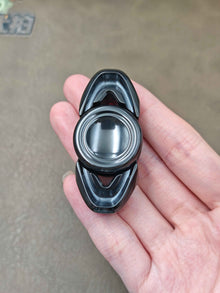 Pan Yixian Zirconium