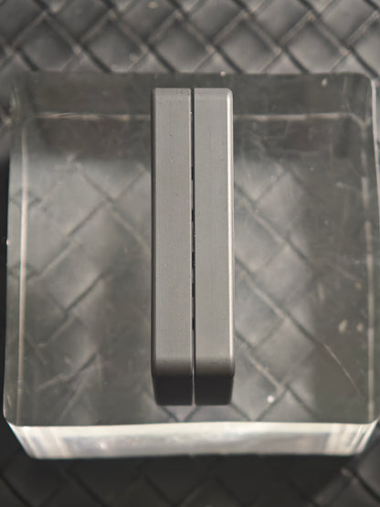 Mute Zirconium