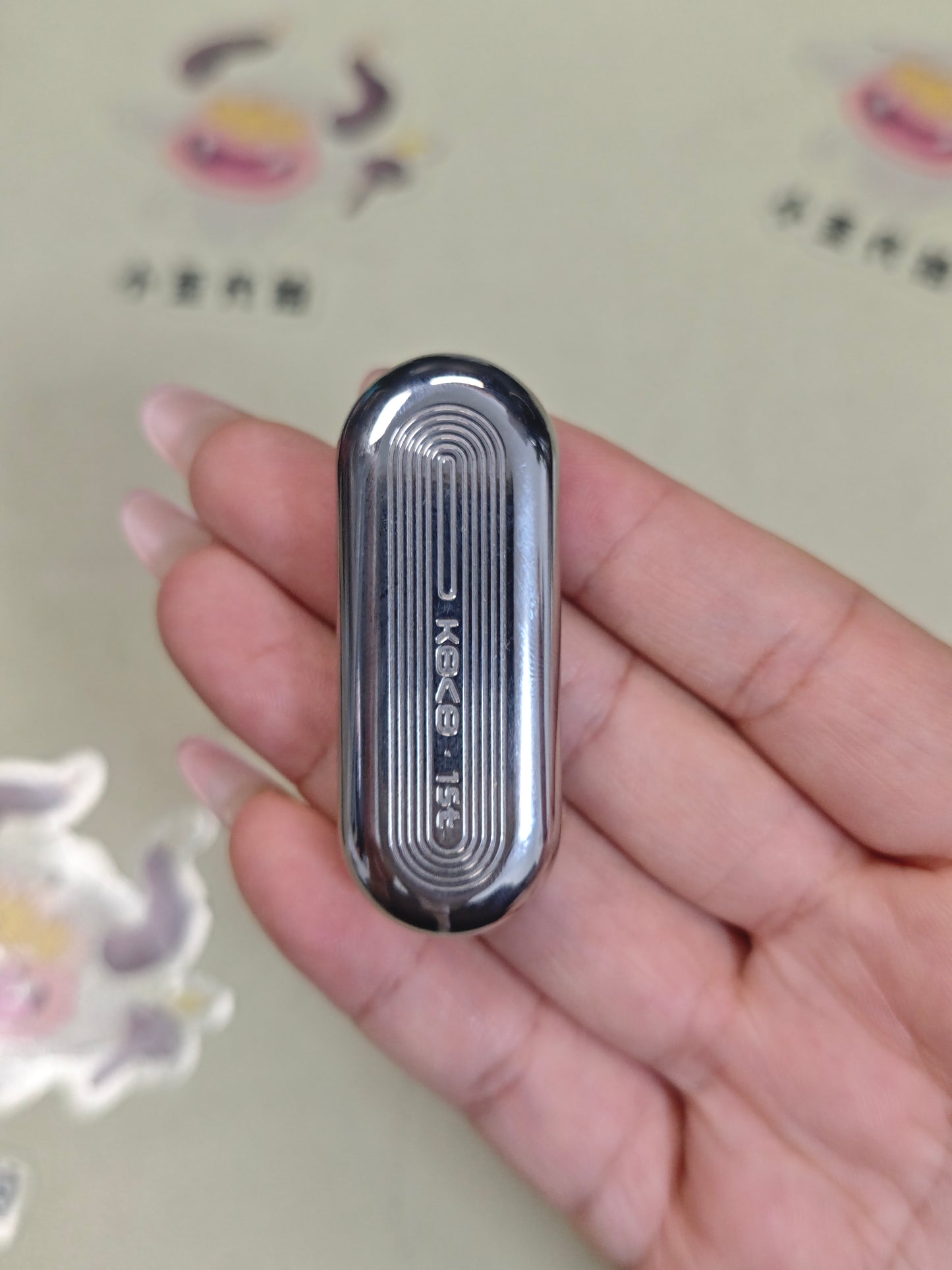 Floating Cloud Titanium