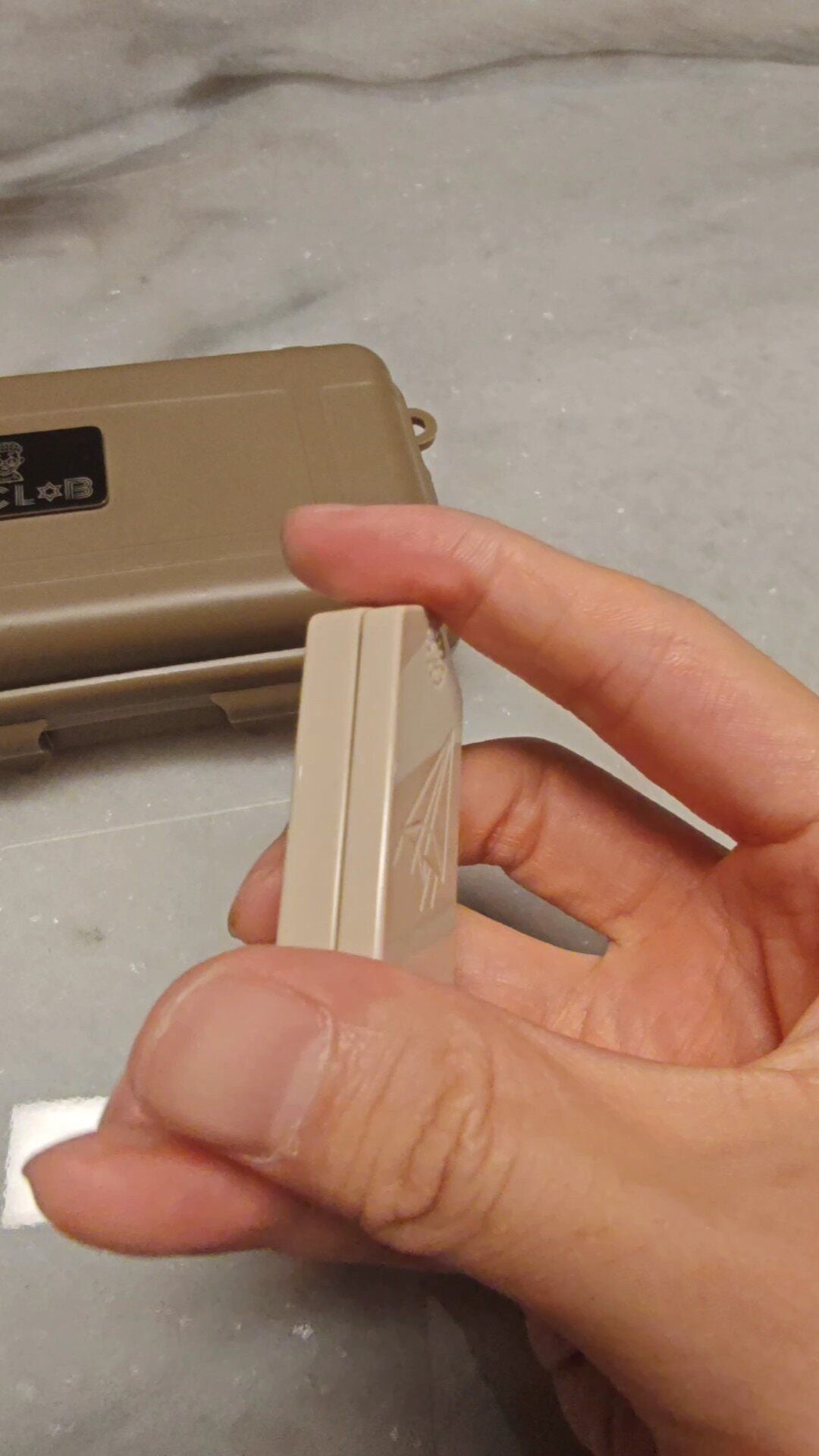 Plane PEEK Zirconium