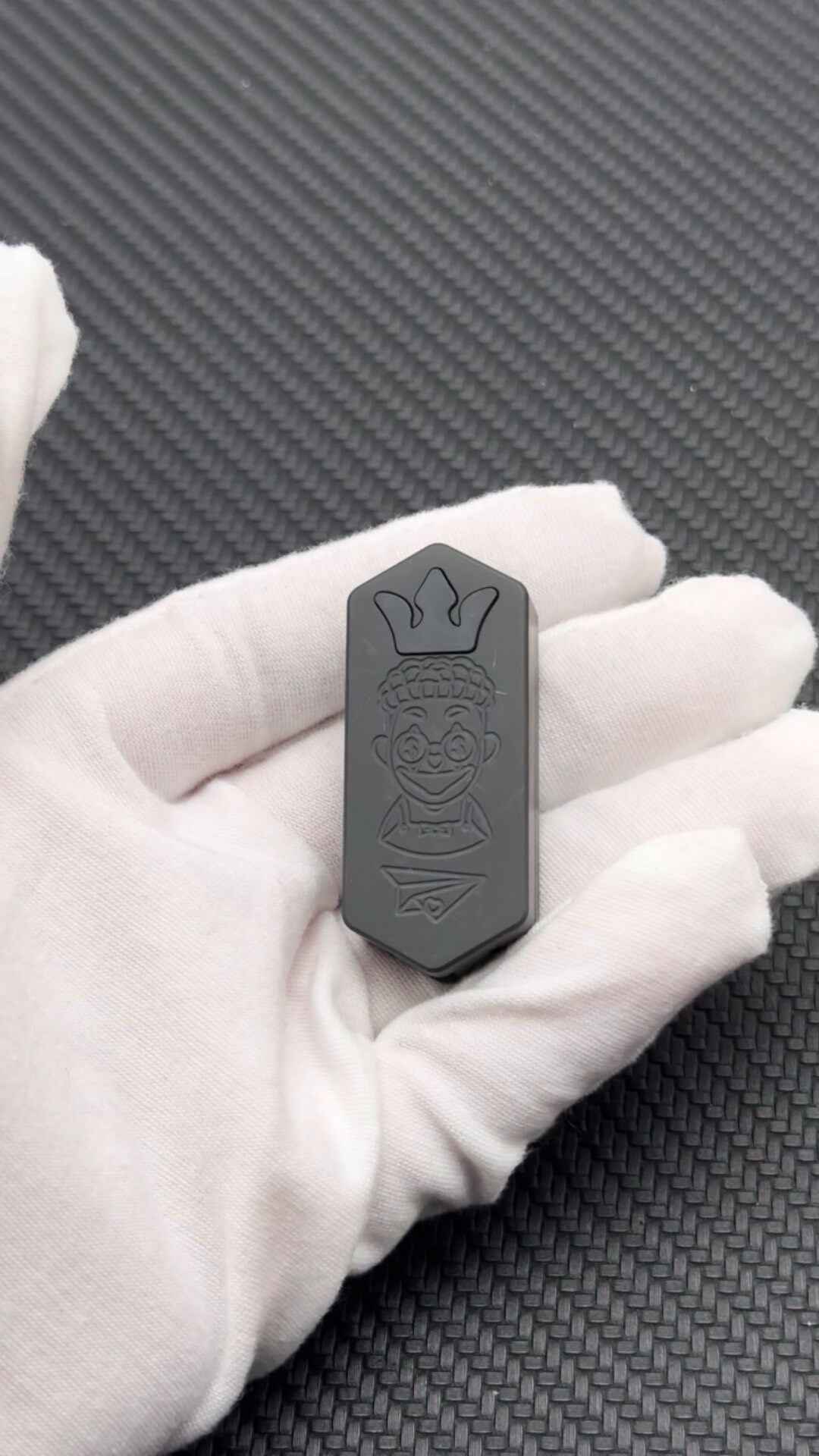 Plane Zirconium