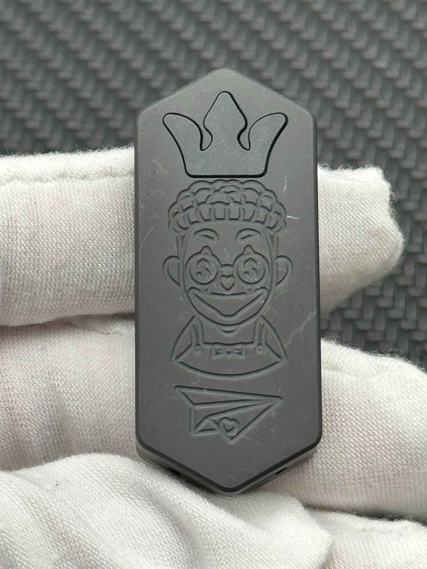 Plane Zirconium
