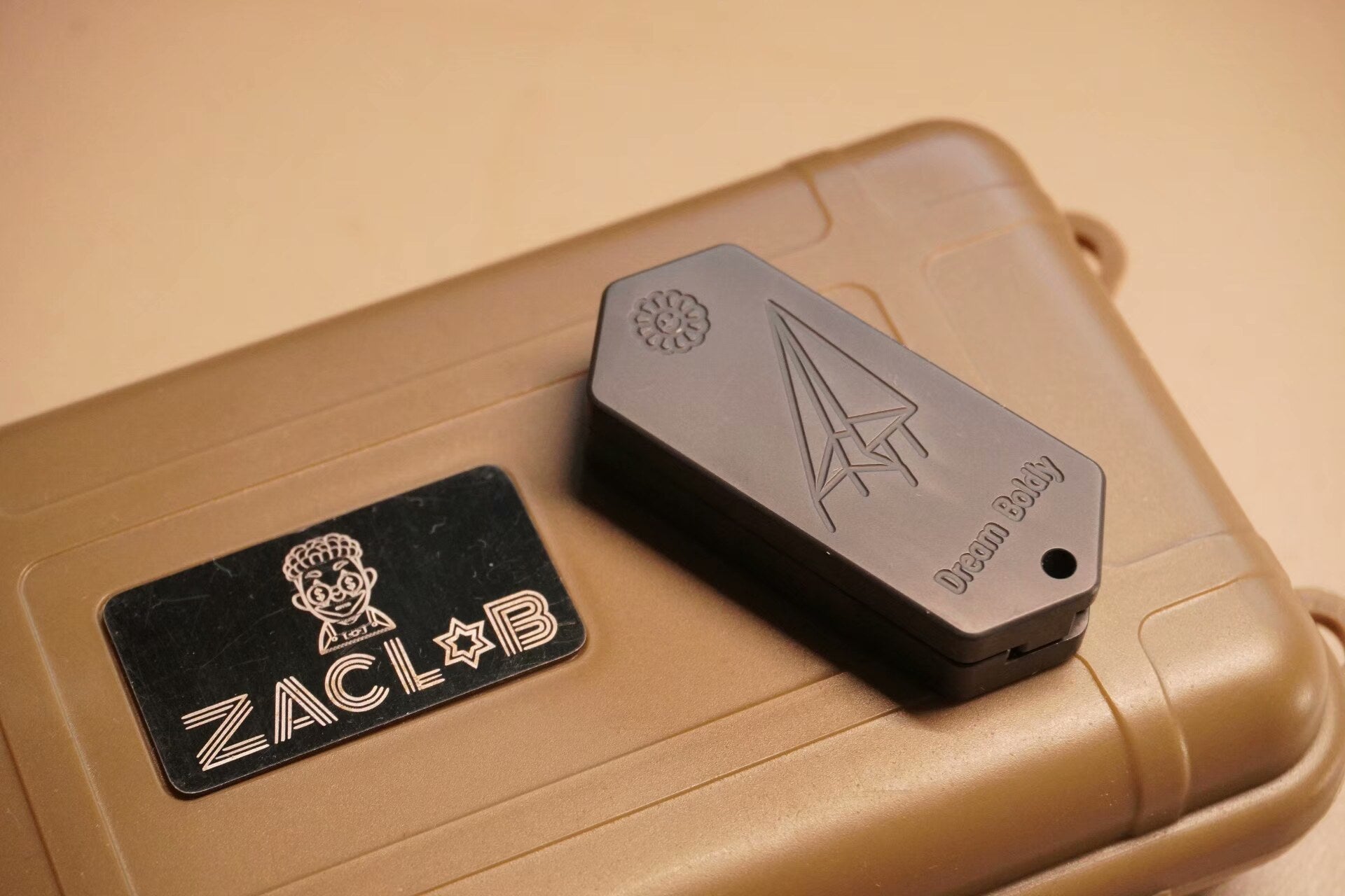 Plane Mini Zirconium