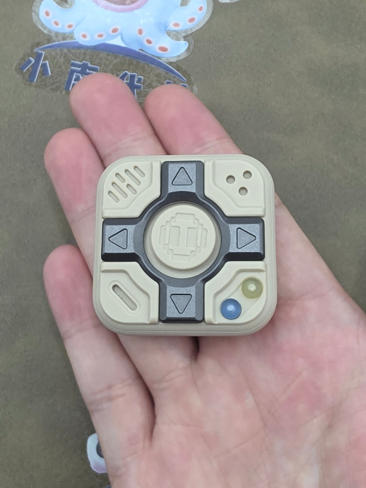P Cube PEEK