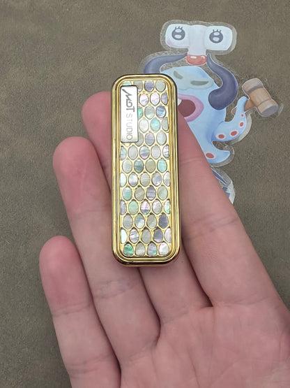 Feng Ling Stainless Steel Gold Plated Resin-Sealed