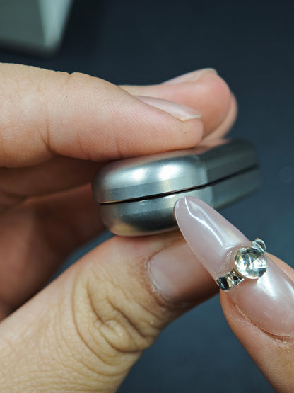 Floating Cloud Titanium