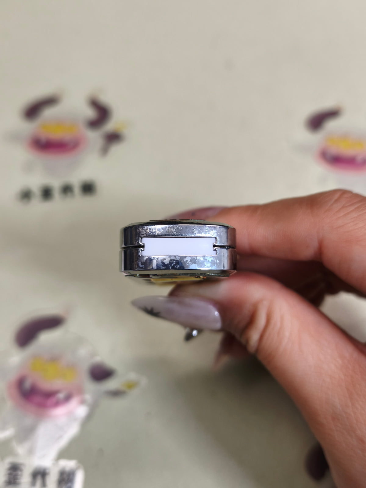 Razor Edge Crystallized Titanium