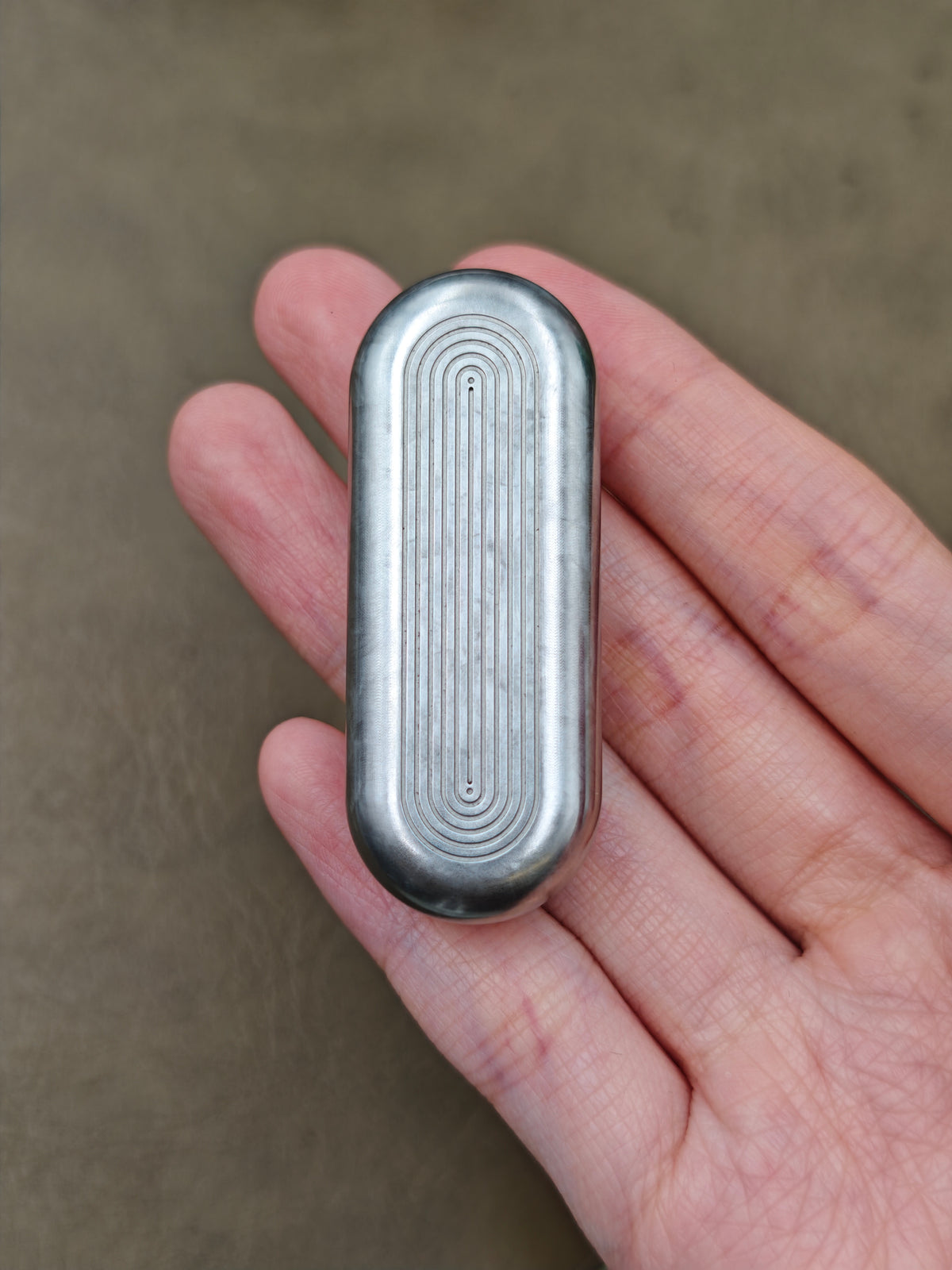 Floating Cloud Stainless Steel