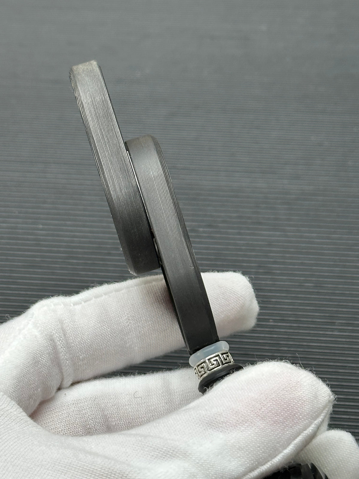F2 Carbon Damascus