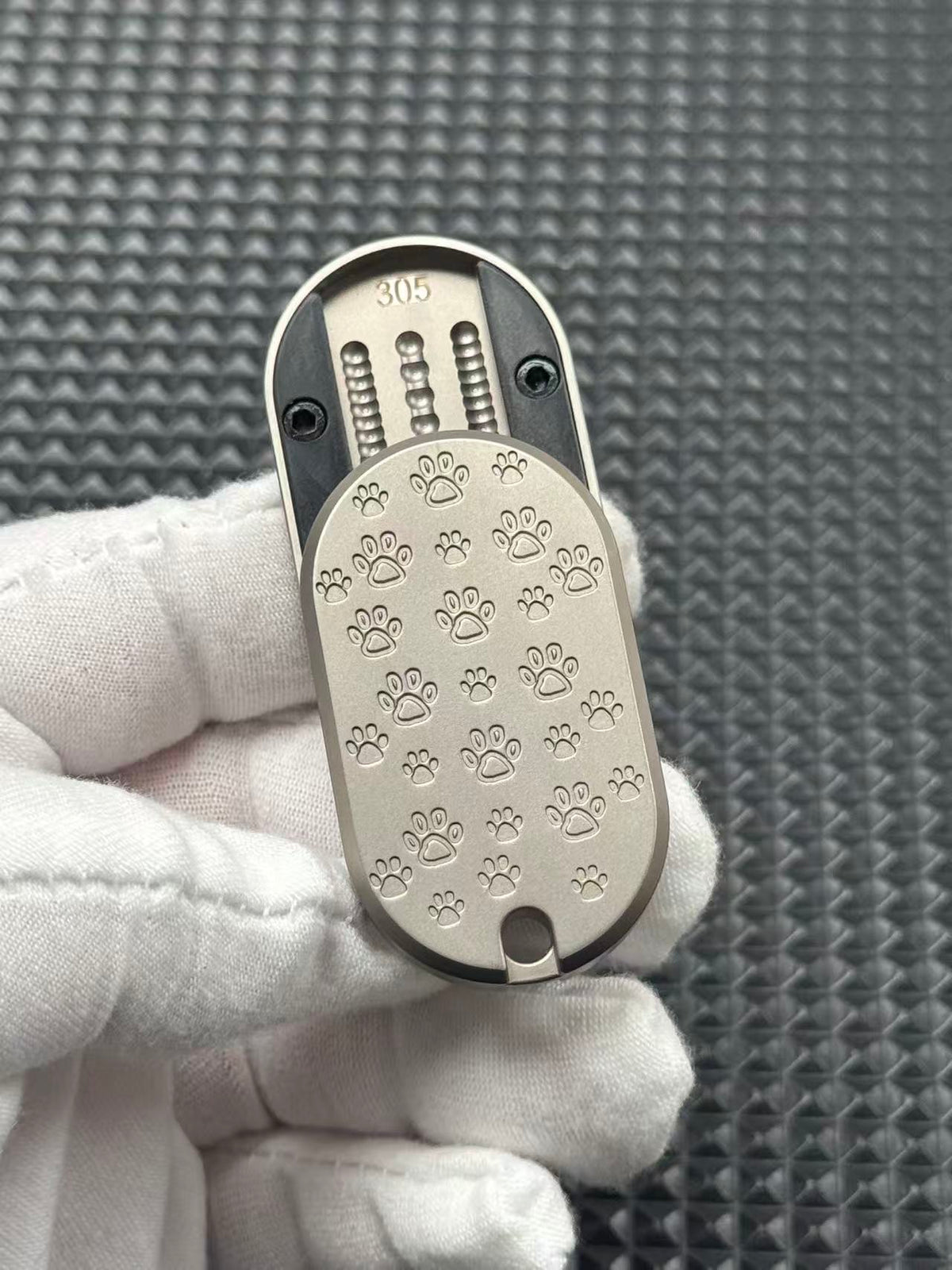 F2 Titanium