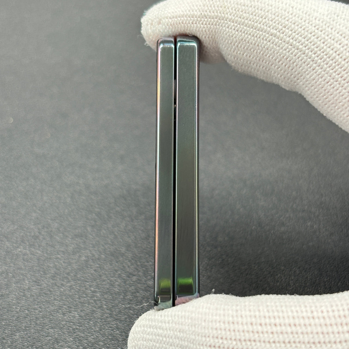 Tita Zirconium Oil Slick