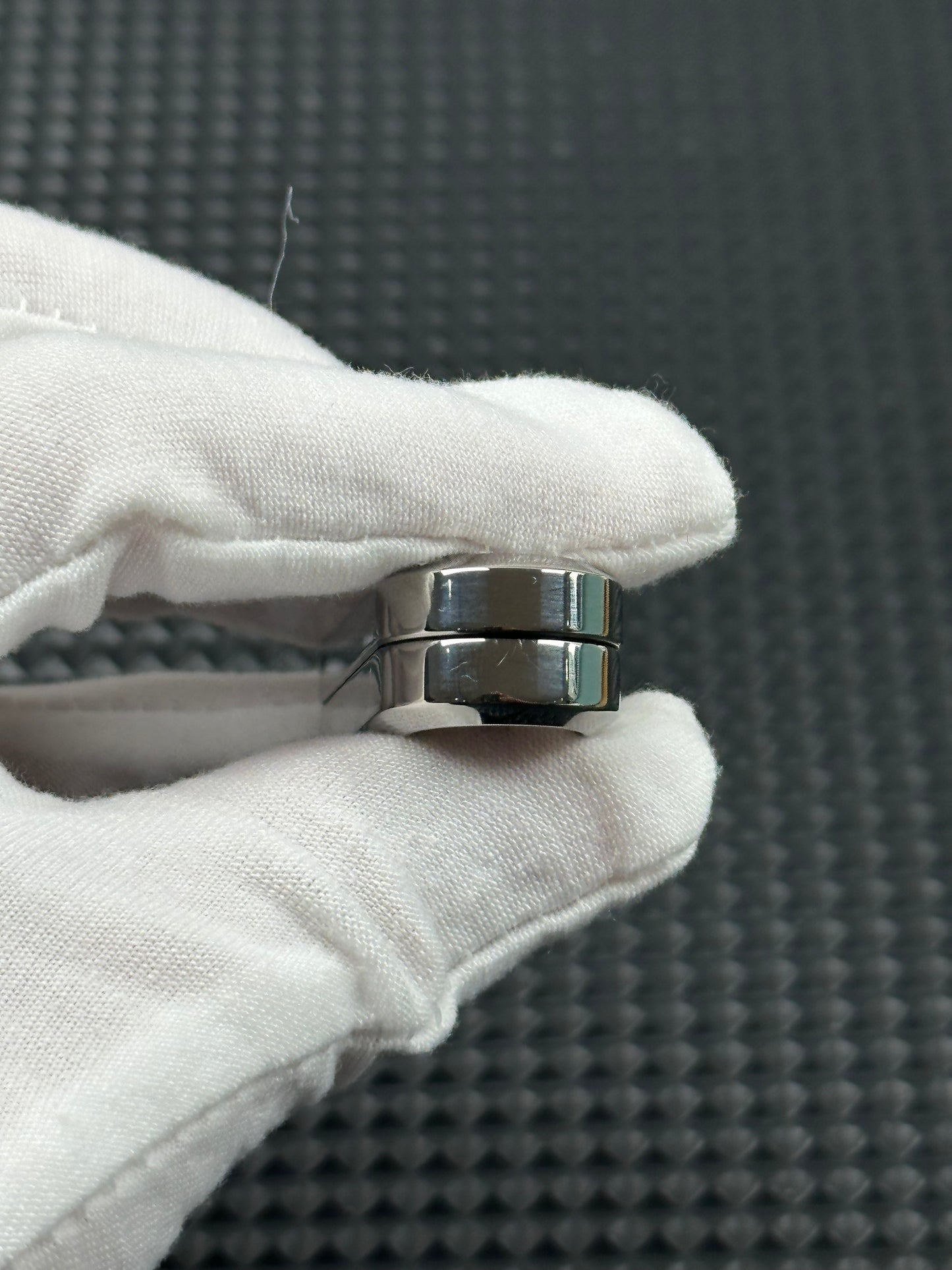 Lucky Draw Titanium Polished