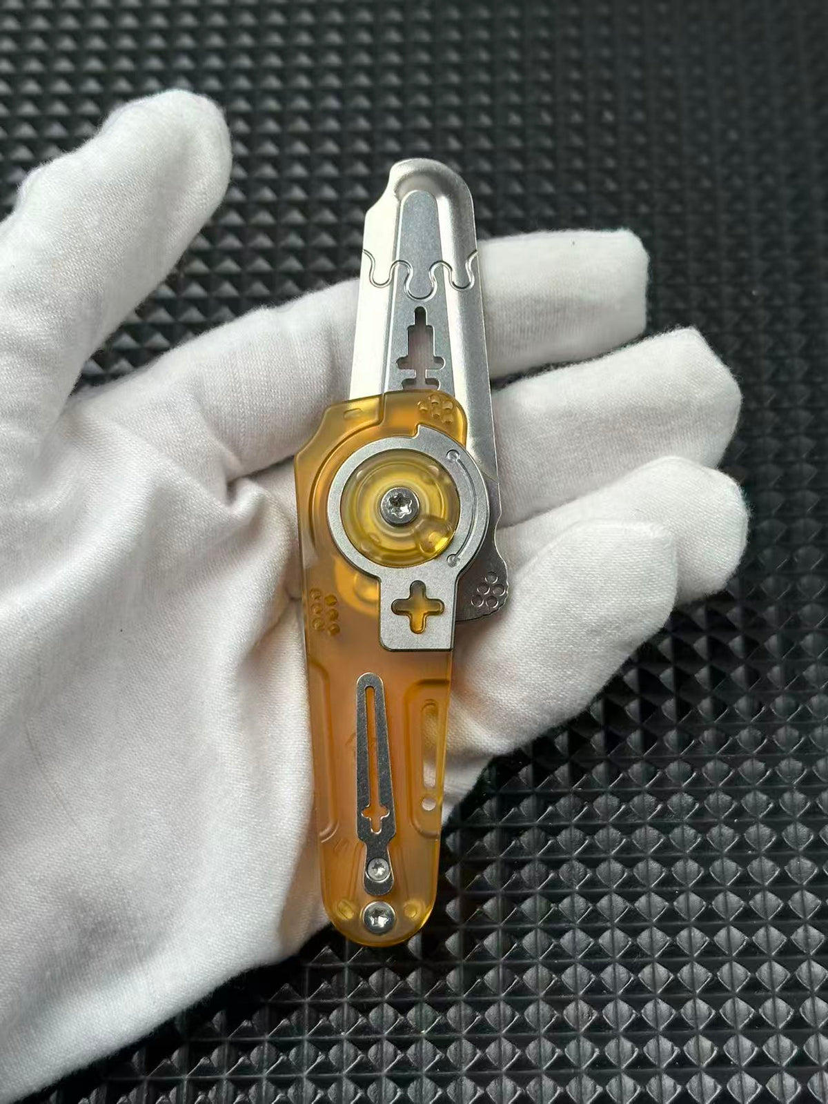Dimension Slash Pry Bar Titanium