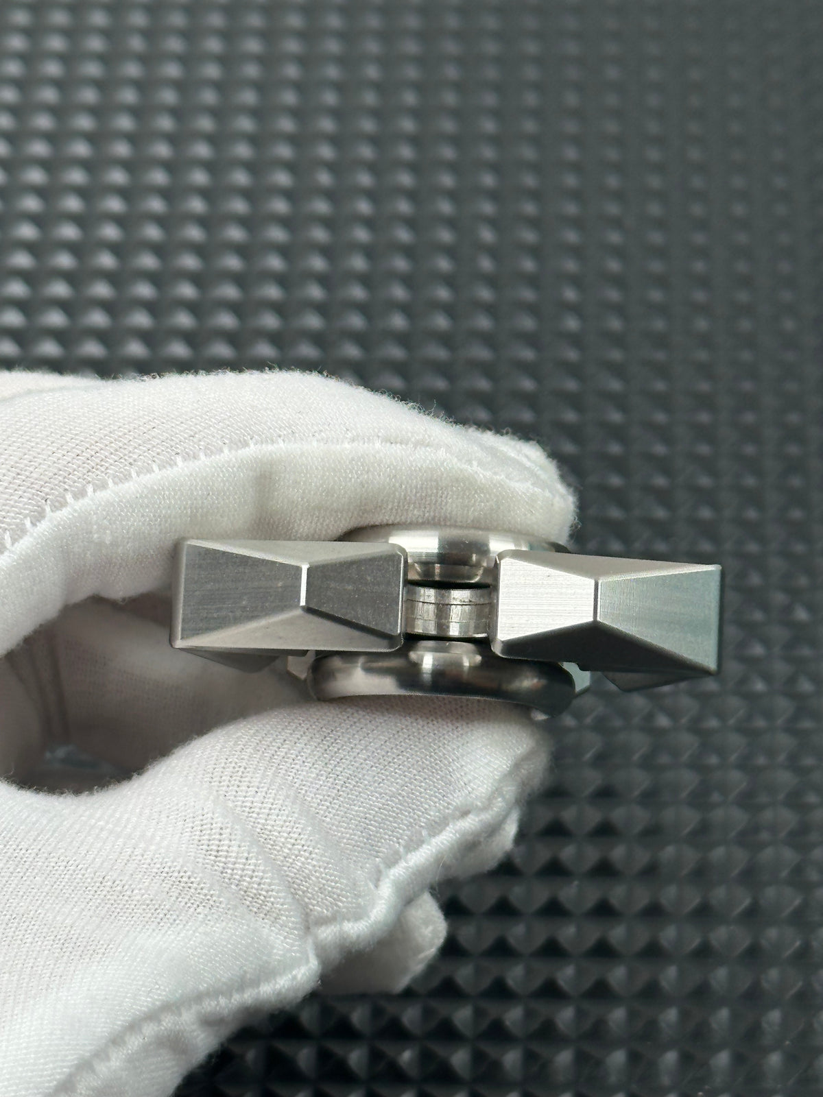 Tri Leaf Crossbone Stainless Steel
