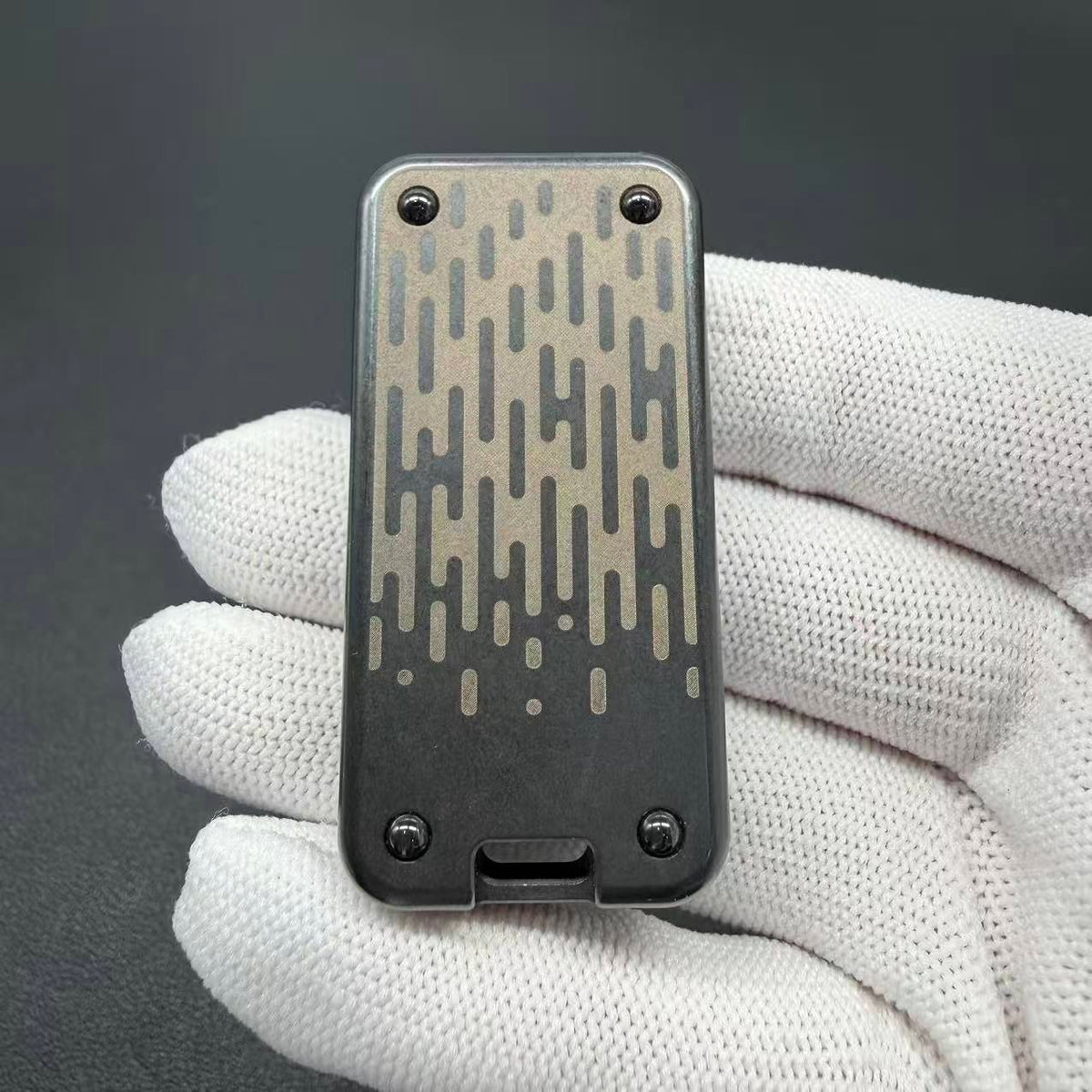 Pop Up Zirconium
