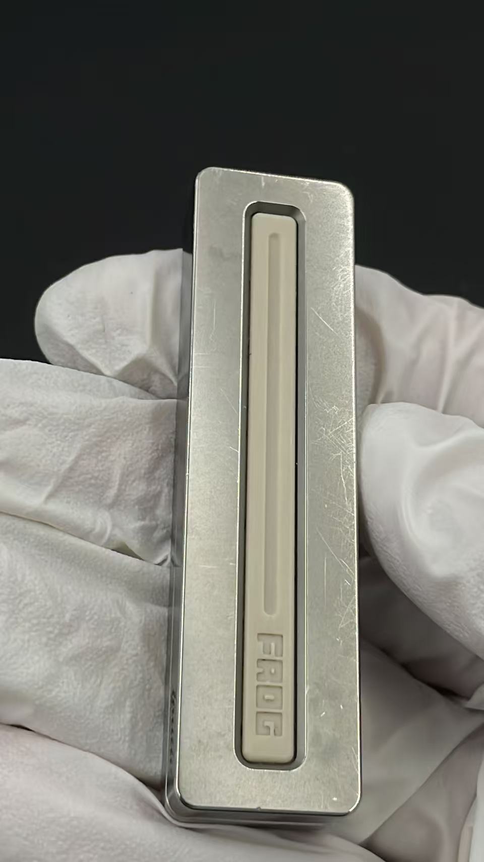 Frog Zirconium