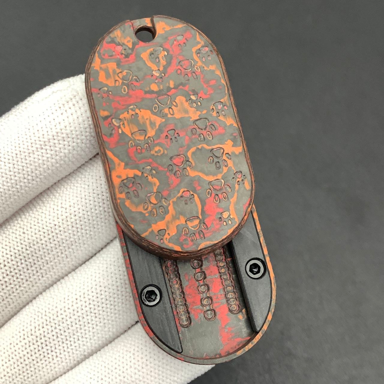 F2 Carbon Damascus
