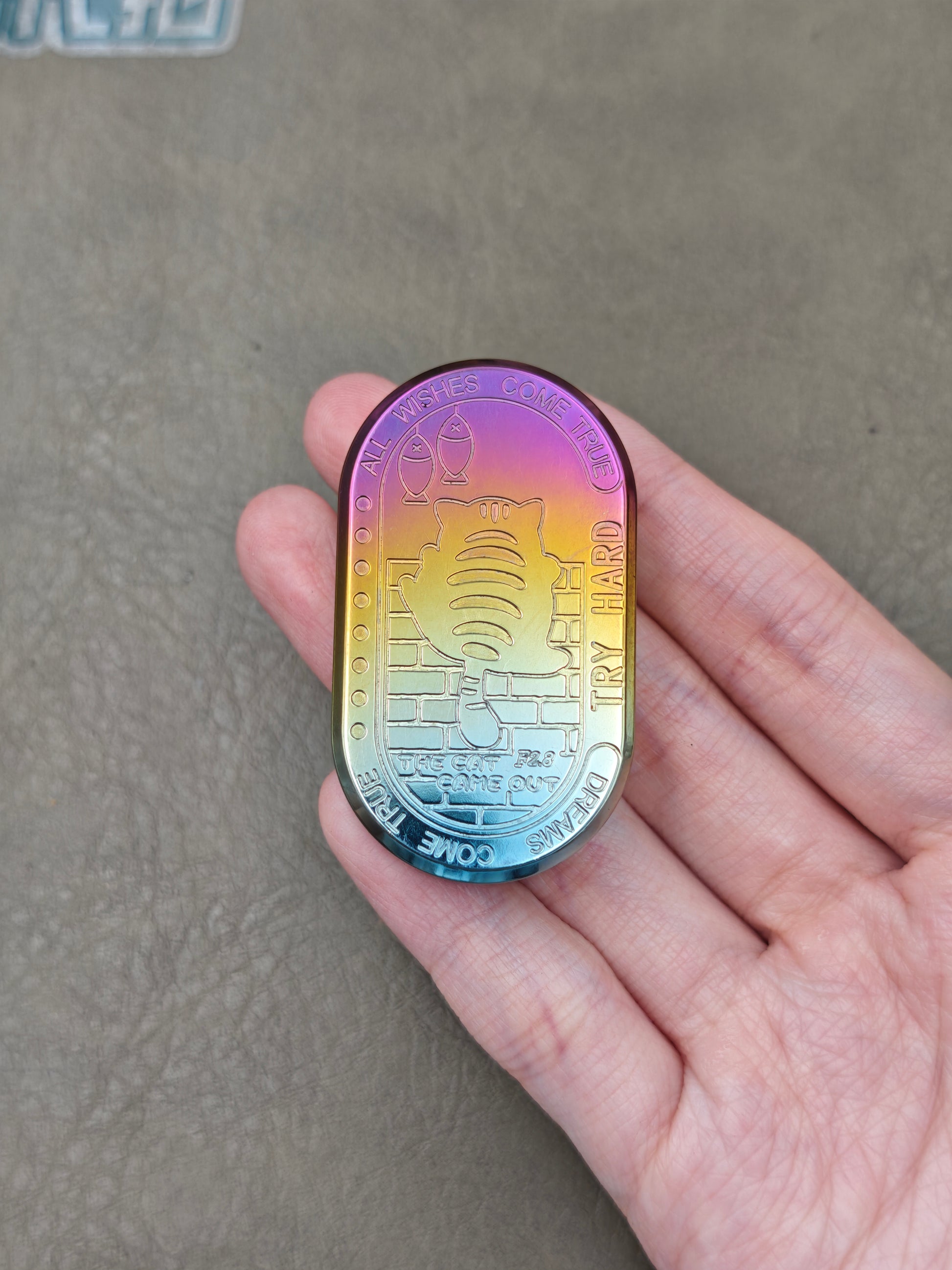 F2.8 Zirconium Oil Slick