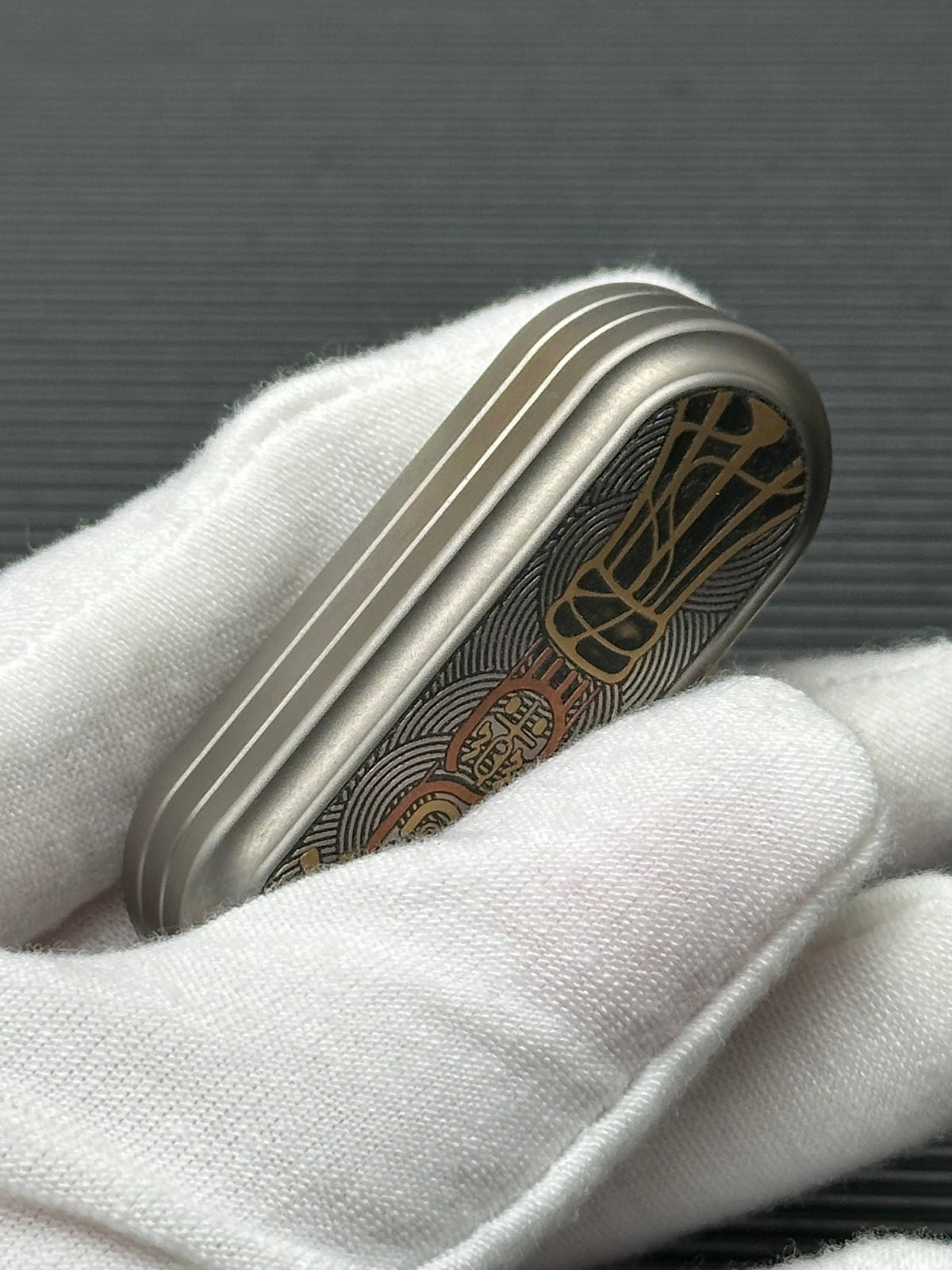 Cola Candy Titanium