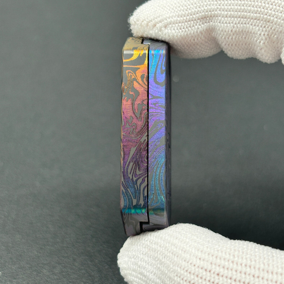 Plane Zirconium Engraved