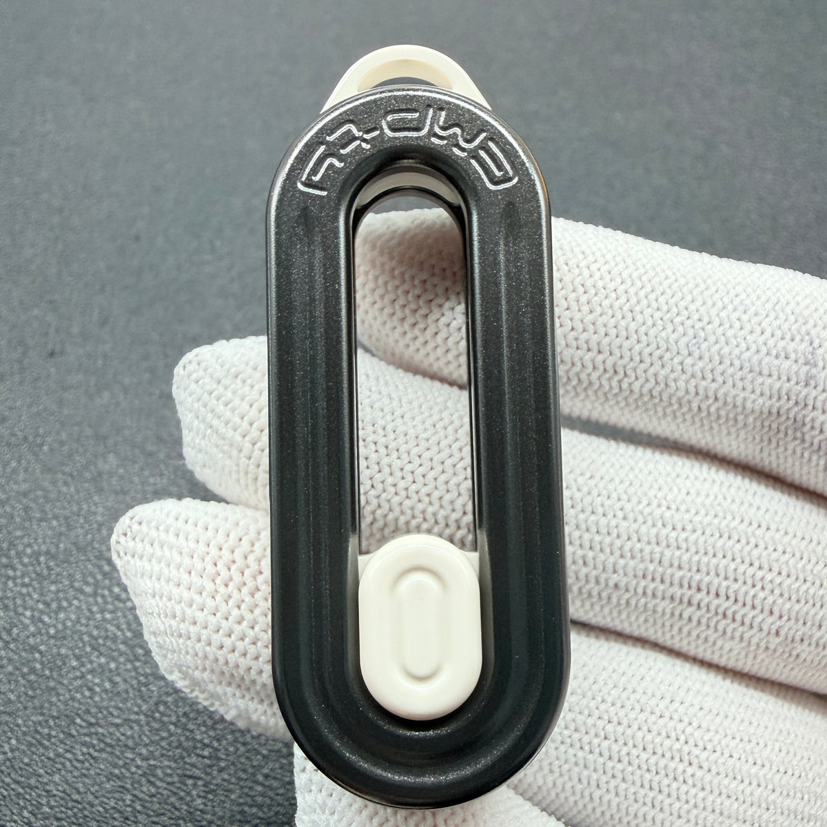 Kong Zirconium