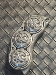 Pea Pod r Zirconium Color-Anodized Stonewashed