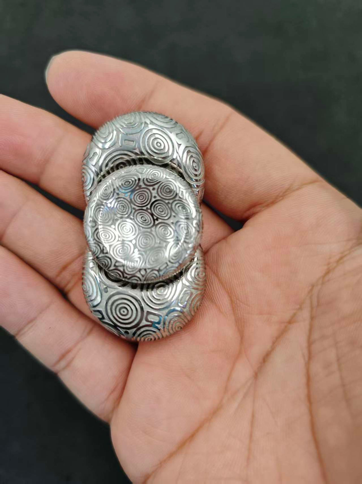 Two-Leaf Cell Damasteel
