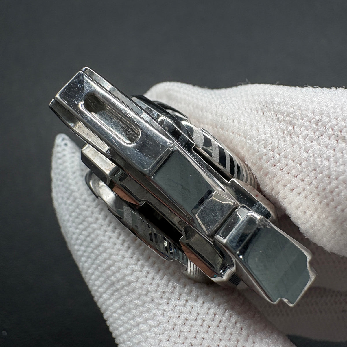 Haze Shell Opening Damasteel