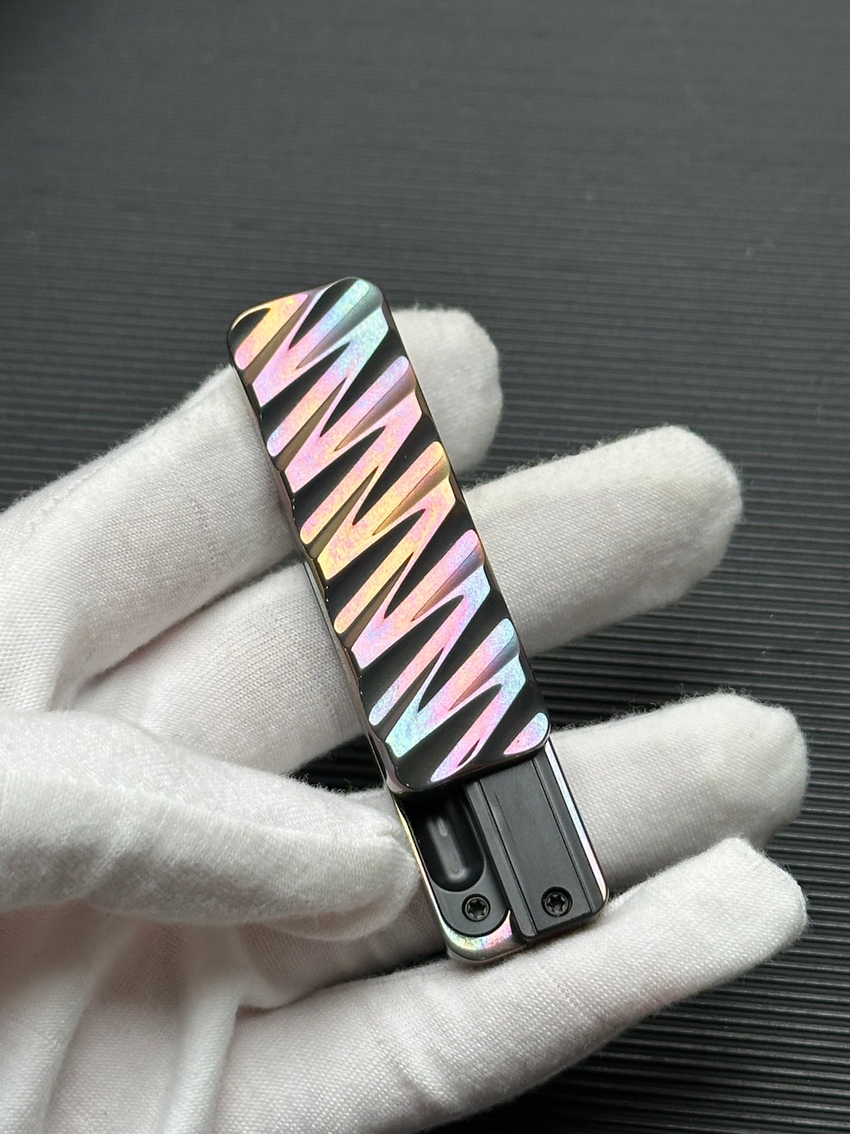 Tita Zirconium Oil Slick