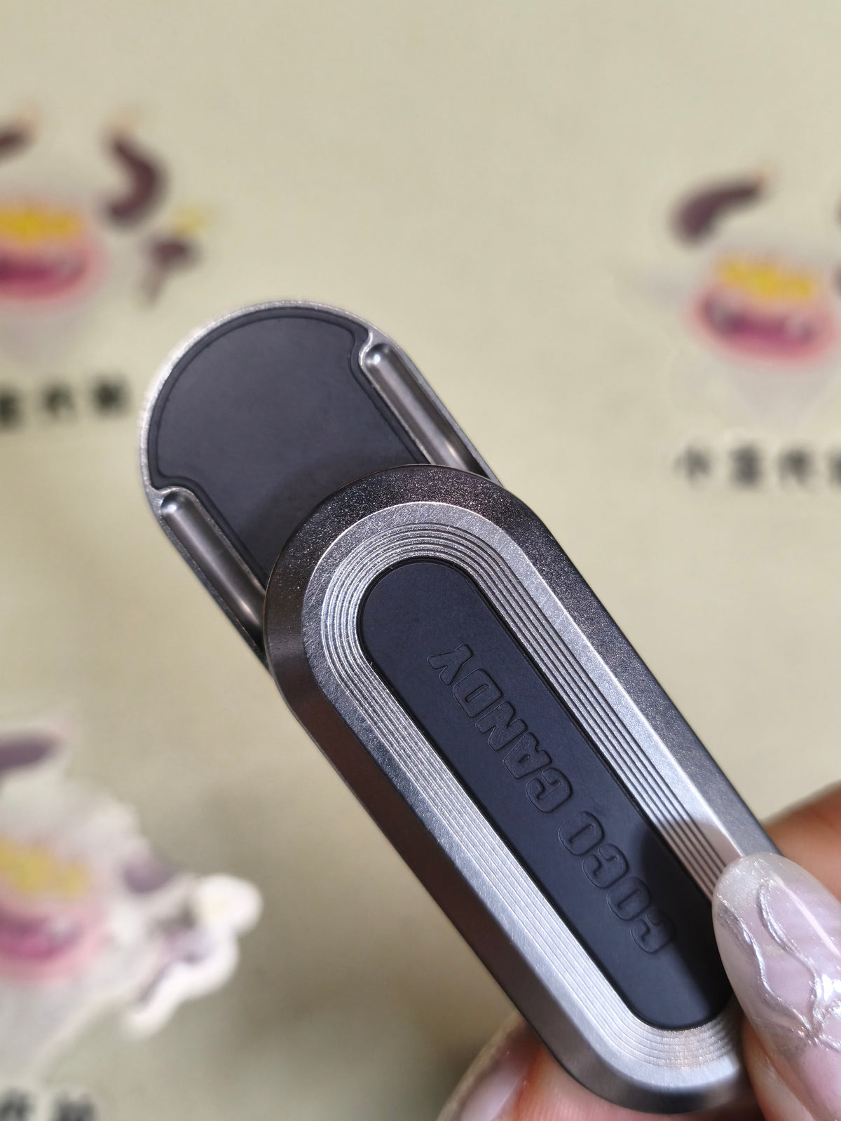 Coco Candy Titanium